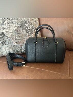 TORY BURCH | Black Thea Pebbled Leather Satchel Crossbody